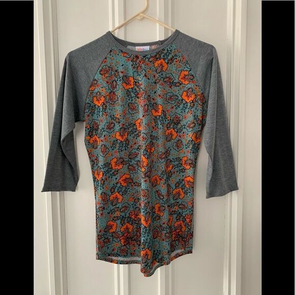 NWT Lularoe grey/orange floral baseball tee - Picture 1 of 4